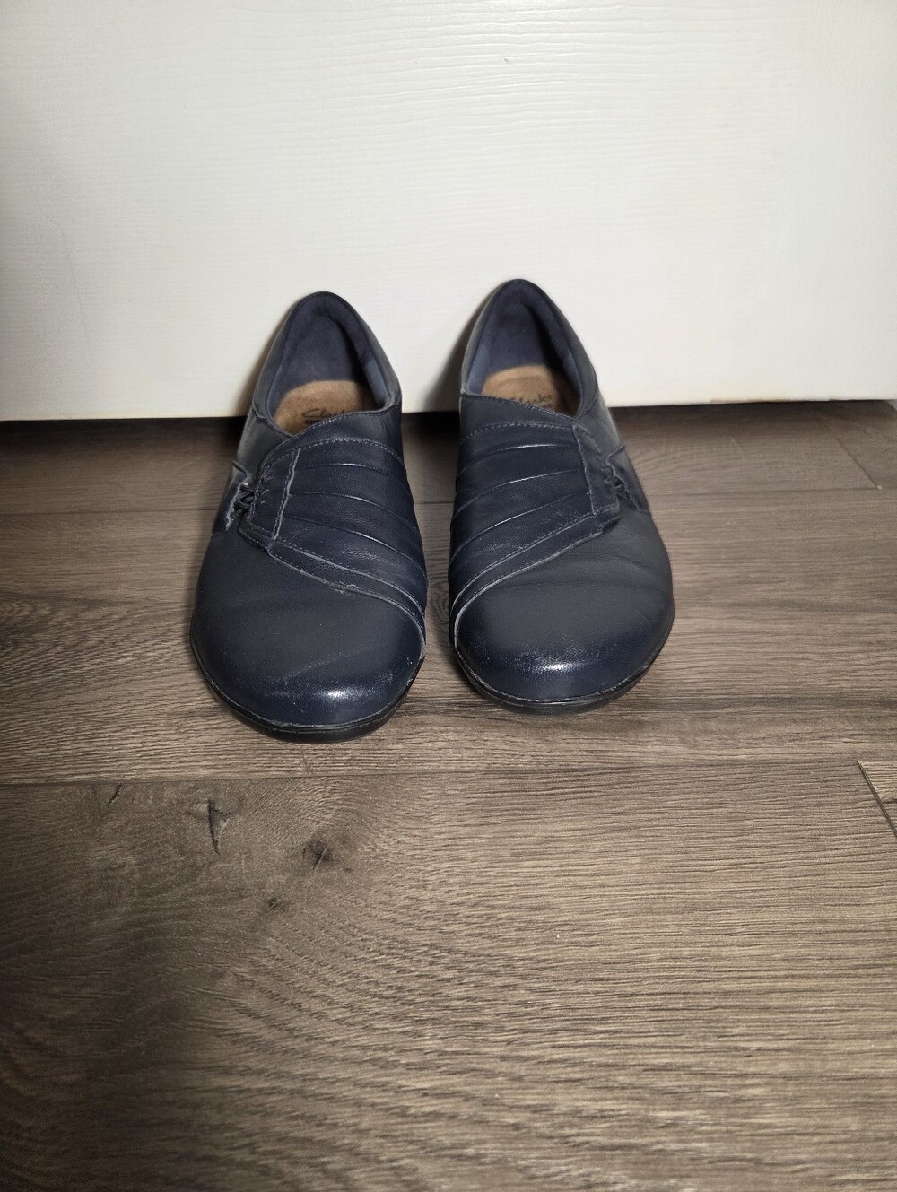 Clarks Navy Blue Leather Slip-On Shoes Size 10M
